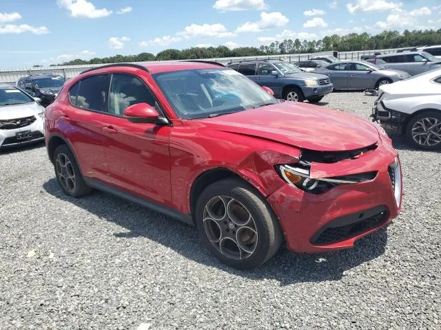 Alfa Romeo Stelvio Sport Q4 2018 — 4